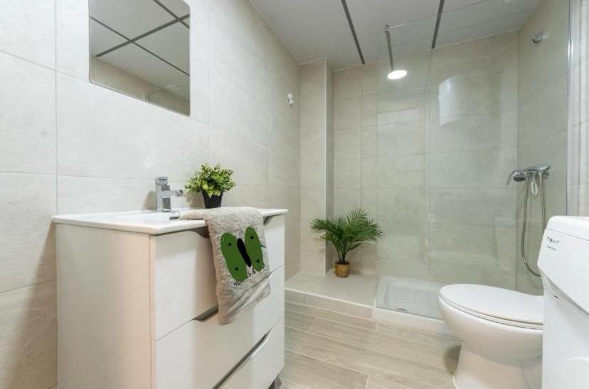 Aquario Rr18 Apartment ลาปีเนดา ภายนอก รูปภาพ